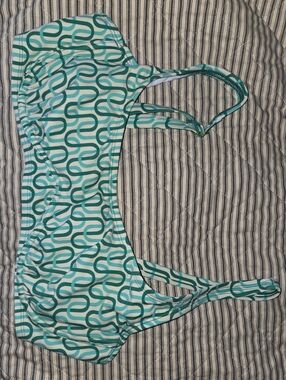 Kona Sol Teal and White Patterned Bikini Top
